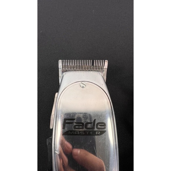 Andis Fade Master Adjustable Blade Hair Corded Clipper Silver - Picture 5 of 16